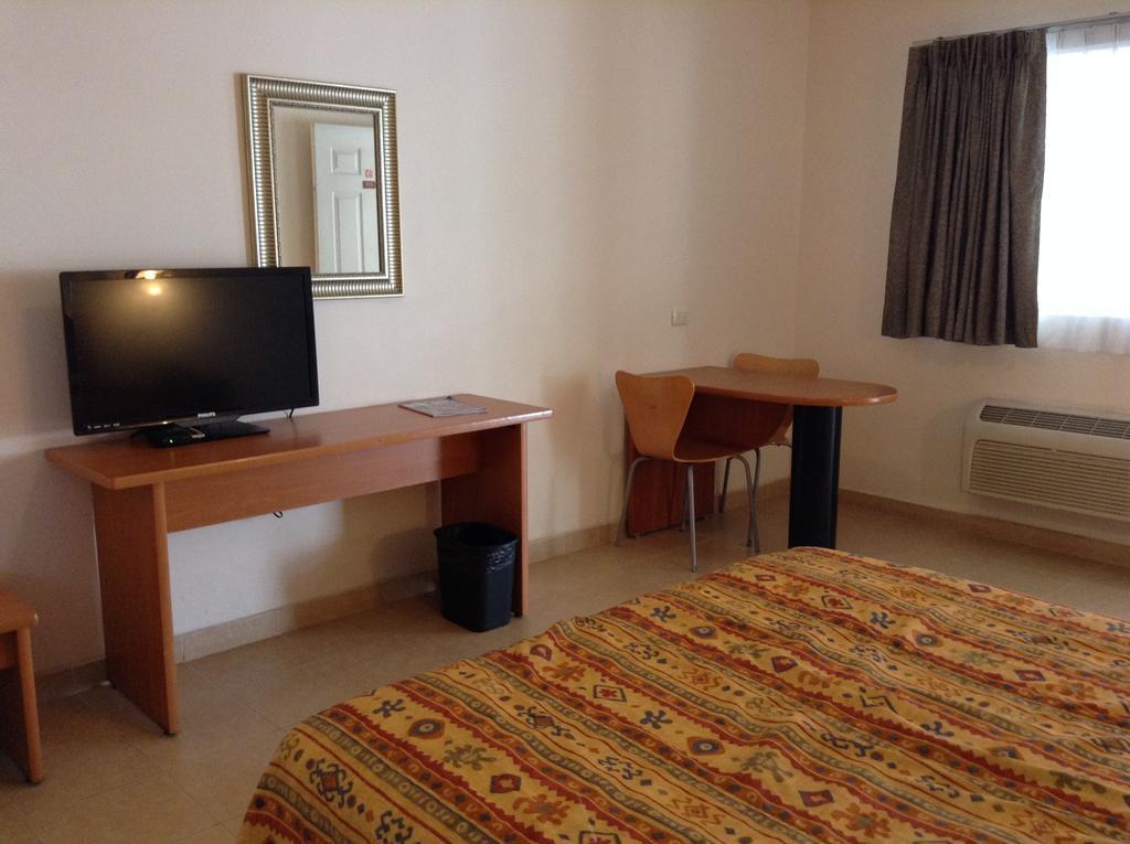 Hotel Del Sol Guaymas ห้อง รูปภาพ